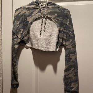 Camo Cut Out Crop Hoodie